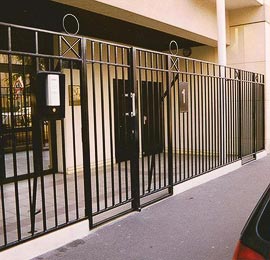 grille de défense motorisé